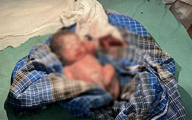 Sinners throw newborn baby boy in drain, hospitalised