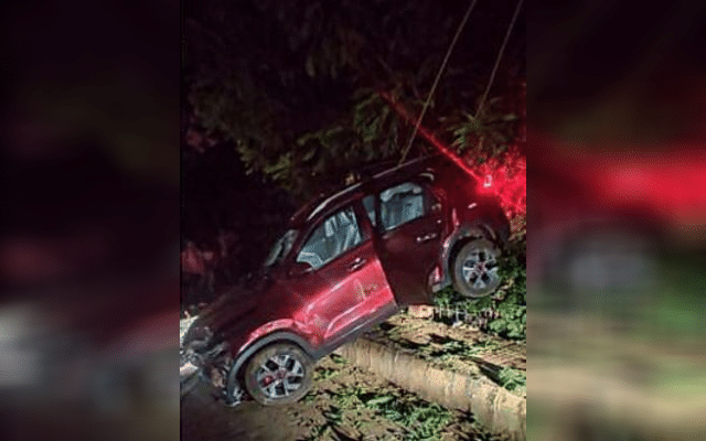 Car loses control and hits electric pole, mishap averted
