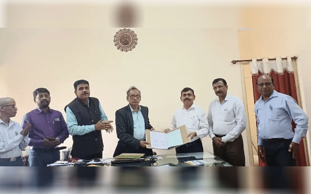 MoU for establishment of Vocational Skill Training Centre in The University