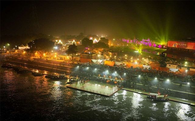 Deepotsav: Ayodhya to create world record with 24 lakh diyas at 51 ghats, UP govt starts online diya booking