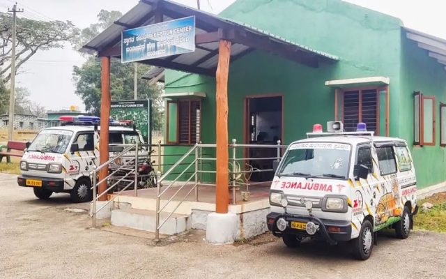 Ambulance service arrives at Kadanchi in Bandipur